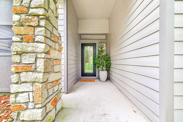 41 Creek Forest Lane, Conroe, TX 77384