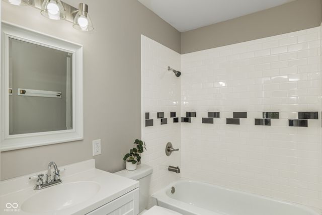 6824 Sargent Road, Indianapolis, IN 46256