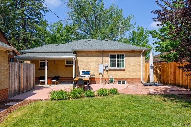 2560 Locust Street, Denver, CO 80207