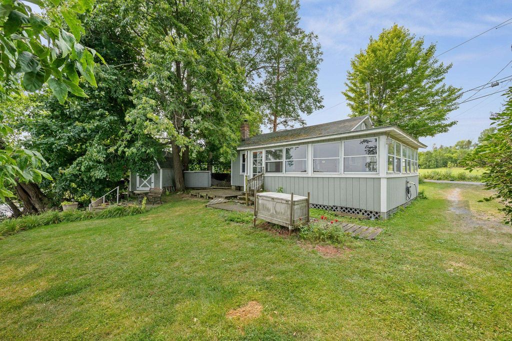 72 Wally's Point Road, South Hero, VT 05486