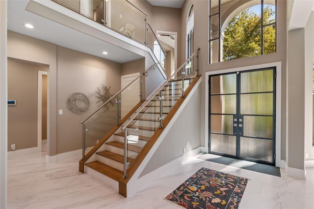 385 Edgewood Drive, Montgomery, TX 77356