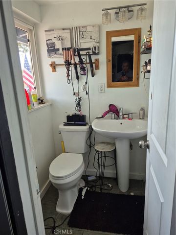 419 E Lee, Azusa, CA 91702