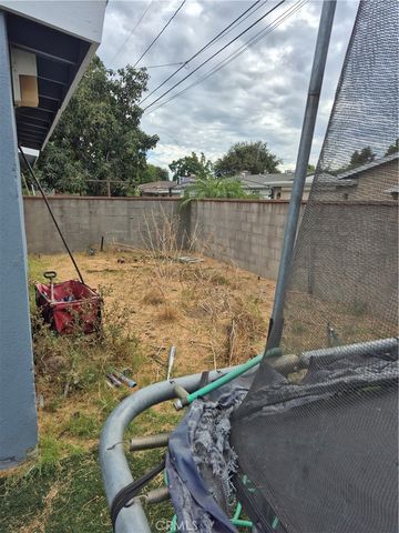 419 E Lee, Azusa, CA 91702