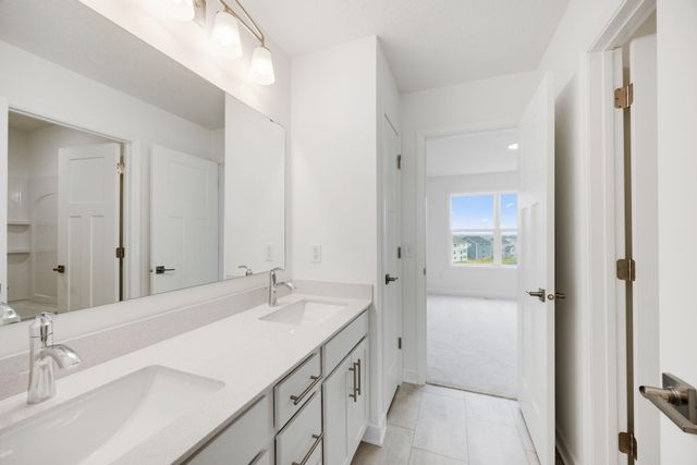 18211 Huntley Trail, Lakeville, MN 55044