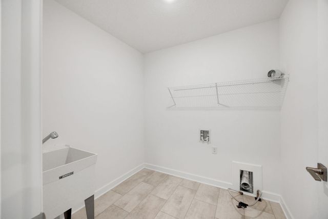 18211 Huntley Trail, Lakeville, MN 55044