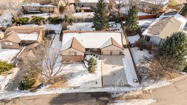 327 Clarksley Road, Manitou Springs, CO 80829