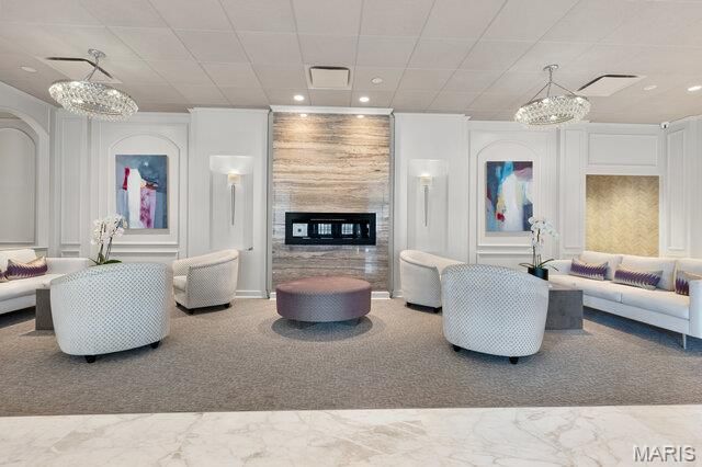 200 S Brentwood Boulevard S 14C, Clayton, MO 63105