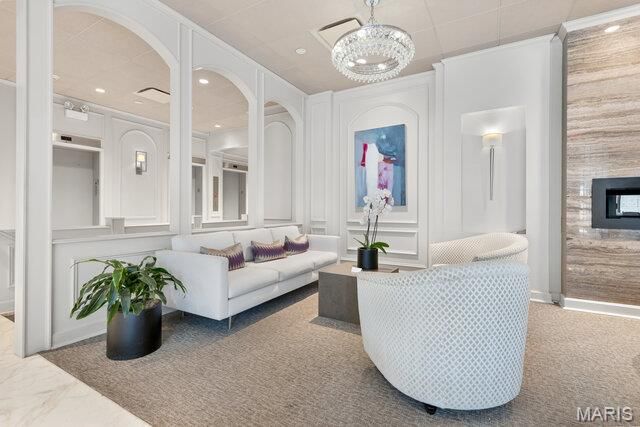 200 S Brentwood Boulevard S 14C, Clayton, MO 63105