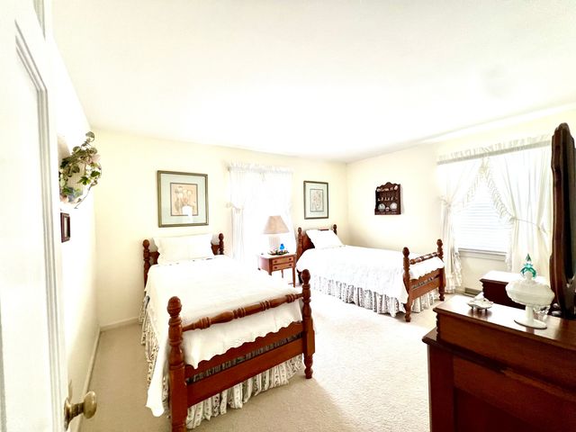 1025 Maple Drive, Greenfield, IN 46140