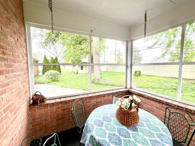 1025 Maple Drive, Greenfield, IN 46140