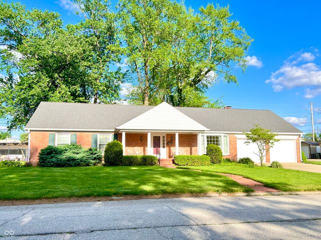 1025 Maple Drive, Greenfield, IN 46140
