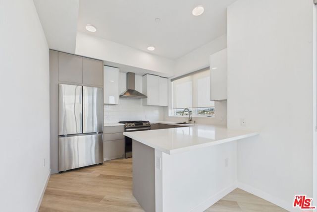 9900 Venice 710, Culver City, CA 90232