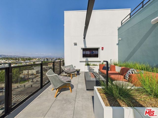 9900 Venice 710, Culver City, CA 90232