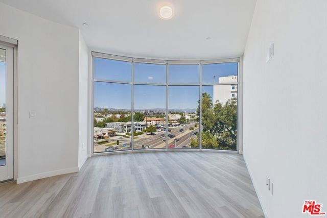 9900 Venice 710, Culver City, CA 90232