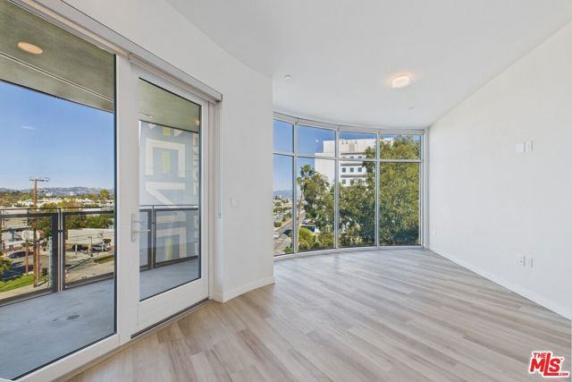 9900 Venice 710, Culver City, CA 90232