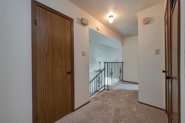 227 Glencairn Court, Houston, TX 77336