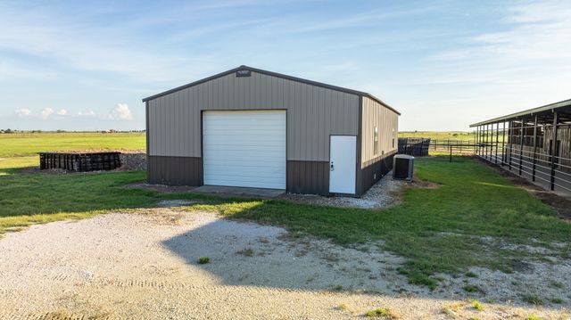 16355 N Highway 6, Valley Mills, TX 76689
