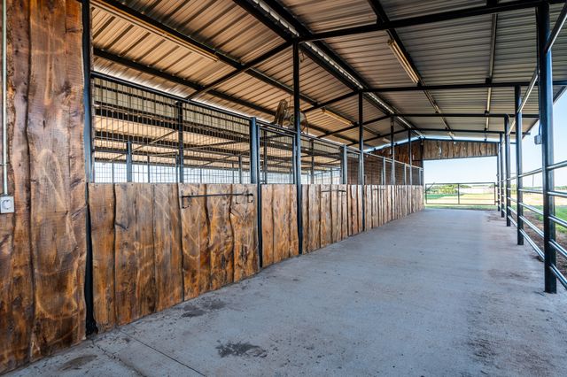 16355 N Highway 6, Valley Mills, TX 76689