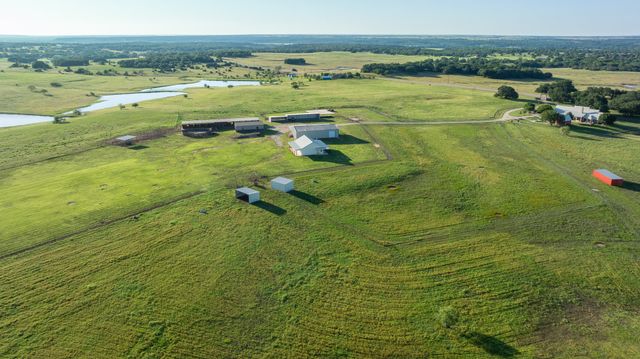 16355 N Highway 6, Valley Mills, TX 76689