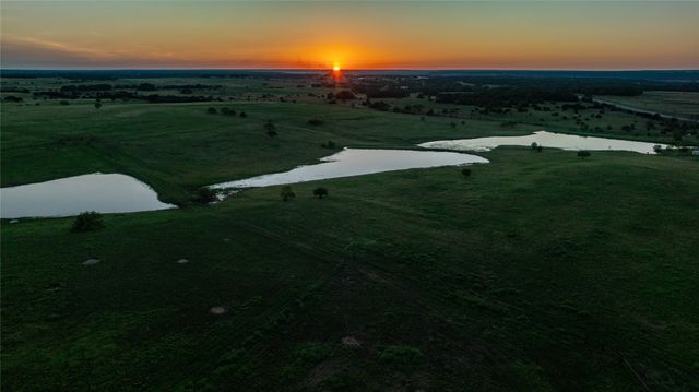 16355 N Highway 6, Valley Mills, TX 76689