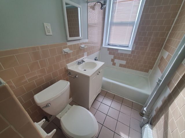 10 Abbottsford 5, Boston, MA 02121