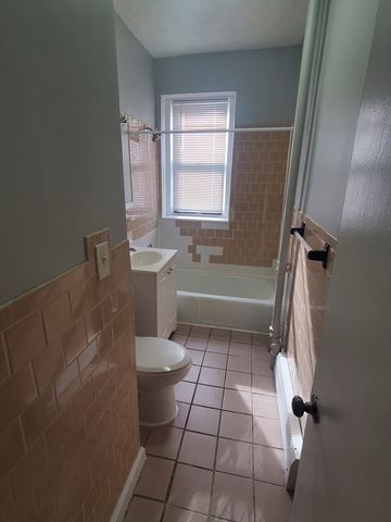 10 Abbottsford 5, Boston, MA 02121