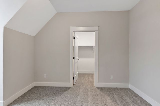 5738 Lennis Ln, Murfreesboro, TN 37129