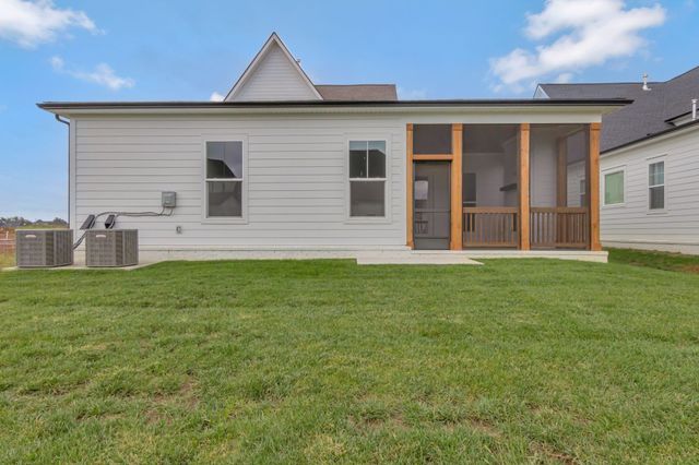 5738 Lennis Ln, Murfreesboro, TN 37129