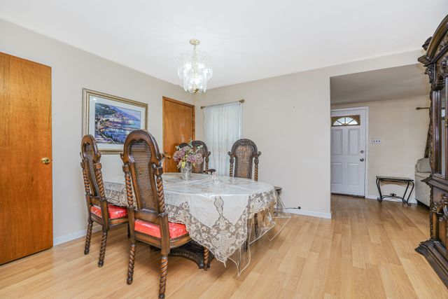 13 Celeste Court, New York City, NY 11229