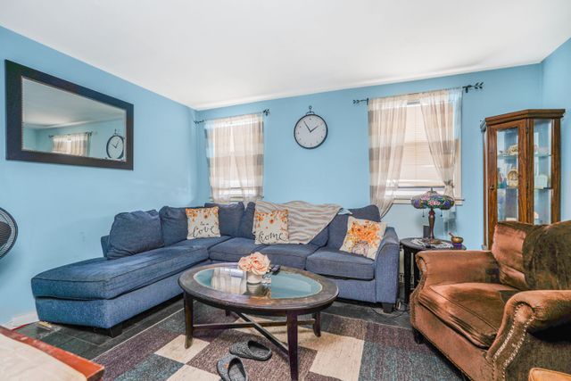 13 Celeste Court, New York City, NY 11229