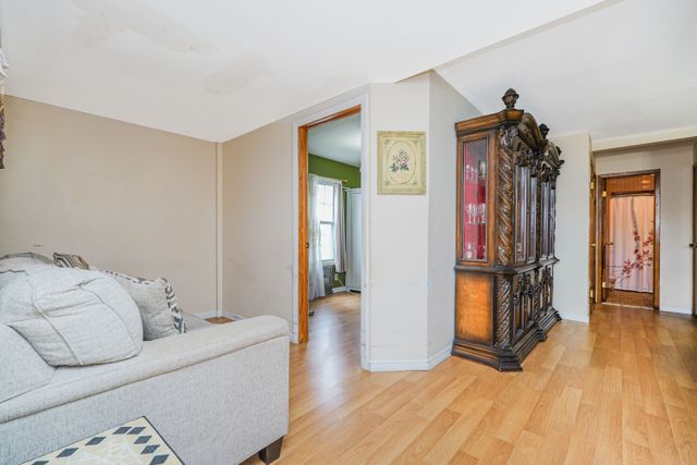 13 Celeste Court, New York City, NY 11229