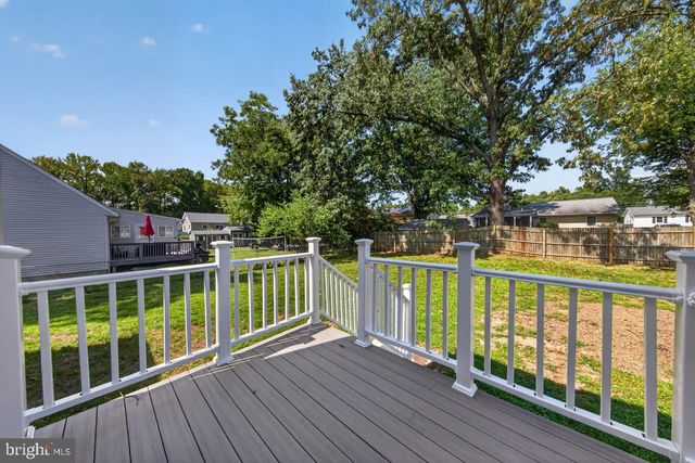 47 MIDLAND DR, Newark, DE 19713