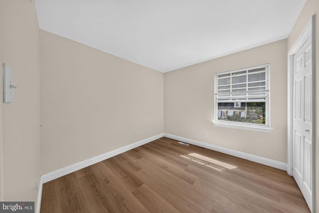 47 MIDLAND DR, Newark, DE 19713