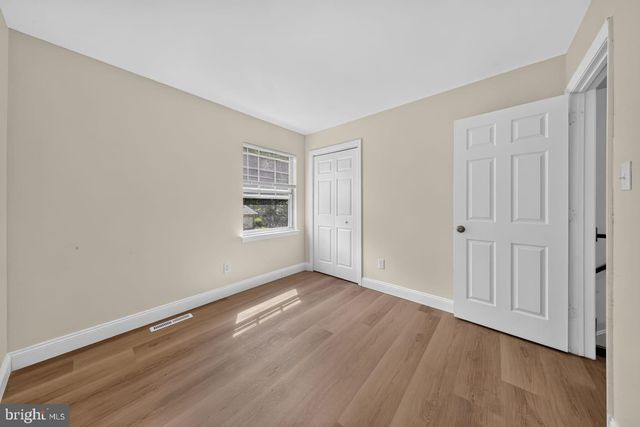 47 MIDLAND DR, Newark, DE 19713