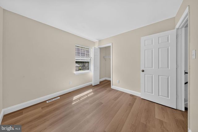 47 MIDLAND DR, Newark, DE 19713
