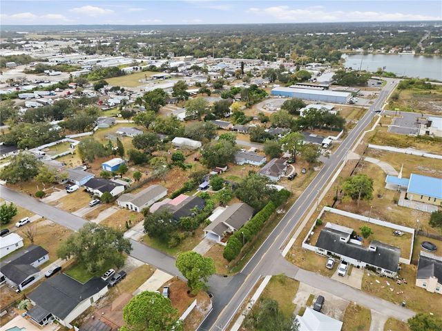 1405 DOLPHIN DRIVE, Lakeland, FL 33801