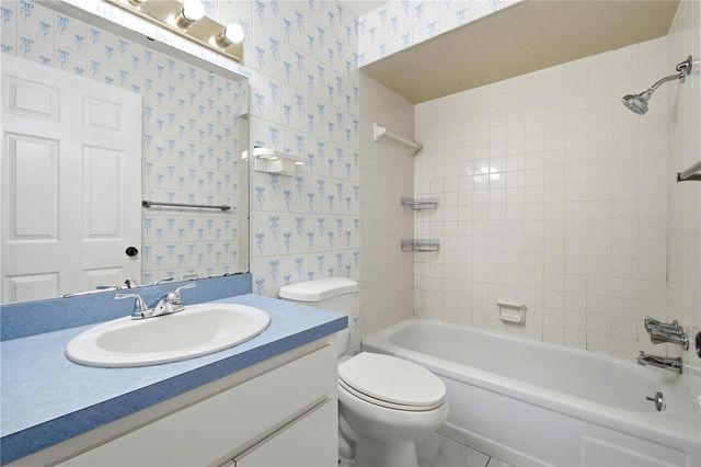 1405 DOLPHIN DRIVE, Lakeland, FL 33801