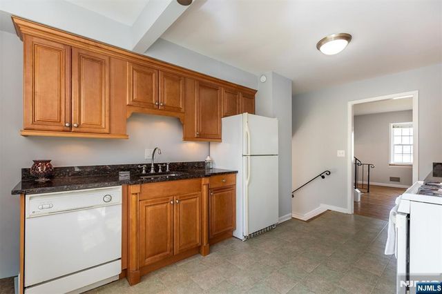 43 Forest Road, Cedar Grove, NJ 07009