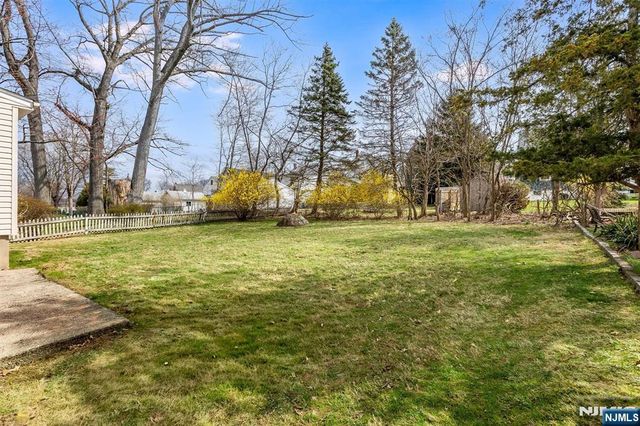 43 Forest Road, Cedar Grove, NJ 07009