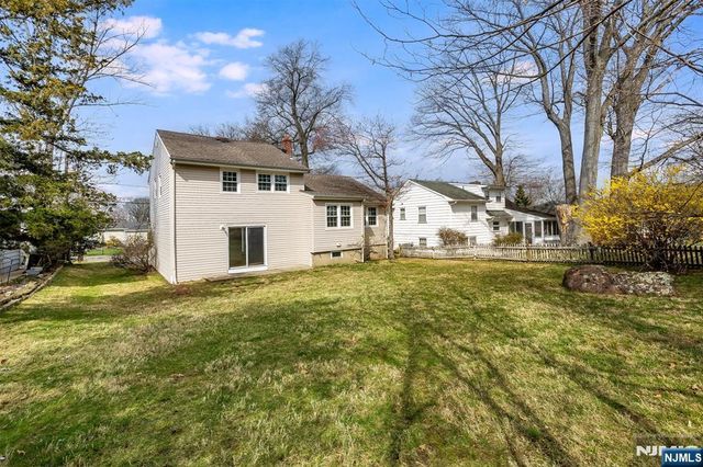 43 Forest Road, Cedar Grove, NJ 07009