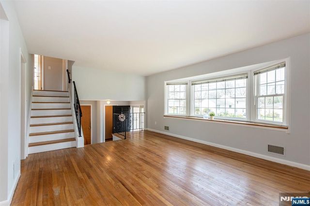 43 Forest Road, Cedar Grove, NJ 07009
