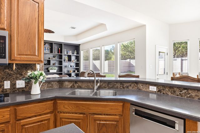 1510 Clementson Dr, San Antonio, TX 78260