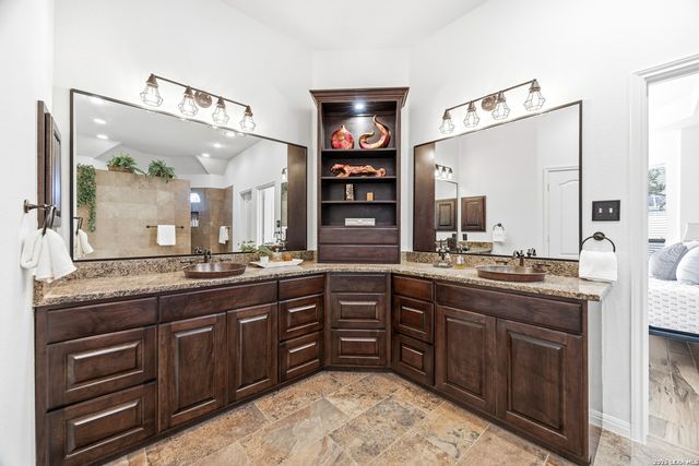 1510 Clementson Dr, San Antonio, TX 78260