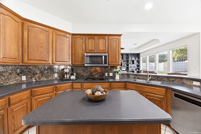 1510 Clementson Dr, San Antonio, TX 78260