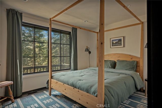 504 Millburn, Lake Arrowhead, CA 92352