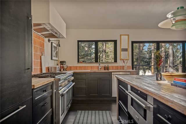 504 Millburn, Lake Arrowhead, CA 92352