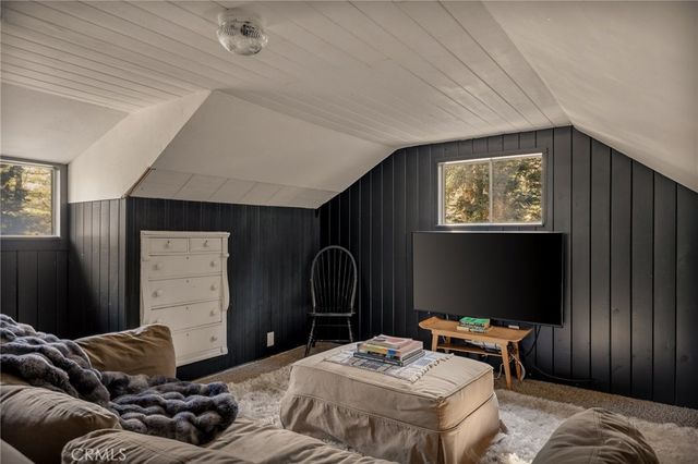 504 Millburn, Lake Arrowhead, CA 92352