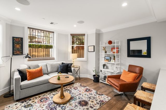 11 Exeter Street 2, Boston, MA 02116