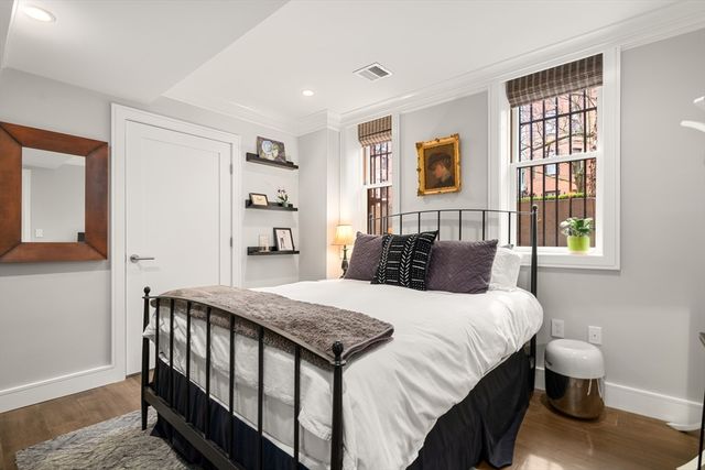 11 Exeter Street 2, Boston, MA 02116