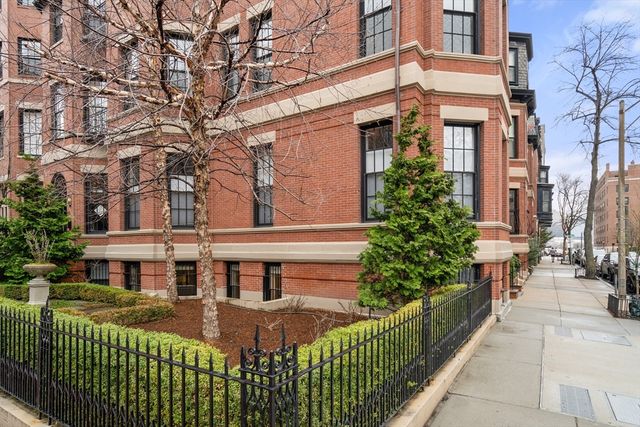 11 Exeter Street 2, Boston, MA 02116